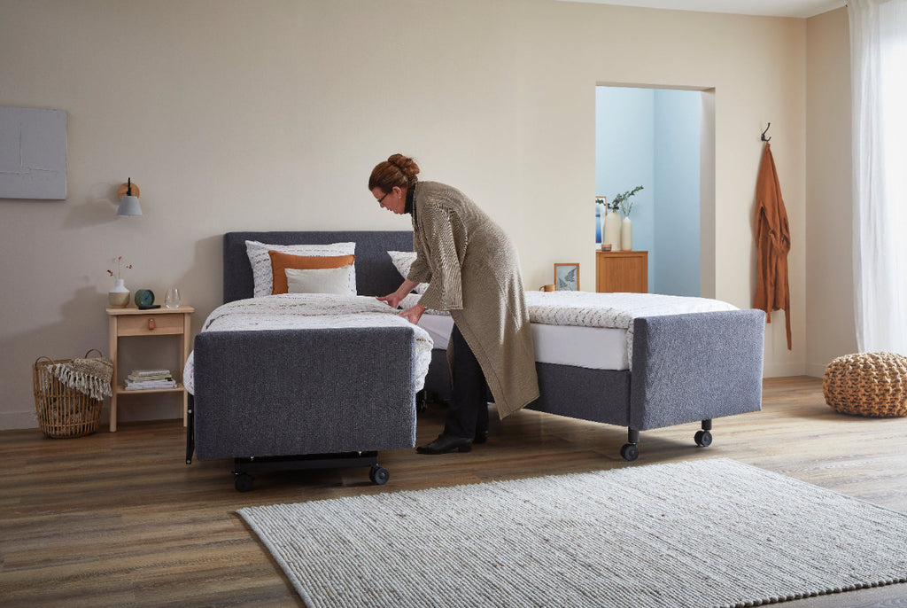 Seniorbed Hooglaag Deluxe – Comfortabel en Veilig Slapen